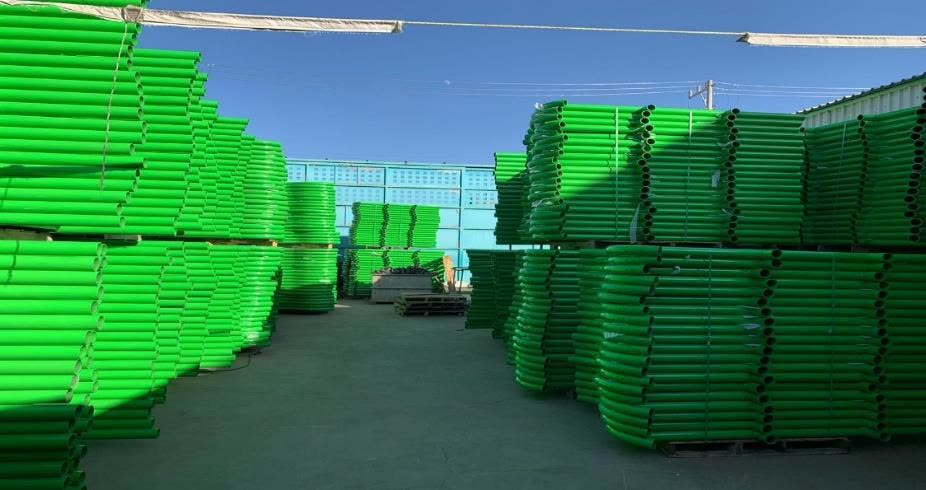 Vallas verdes listas para entrega